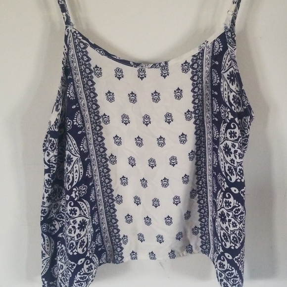 Crop Tank Top - Picture 2 of 4